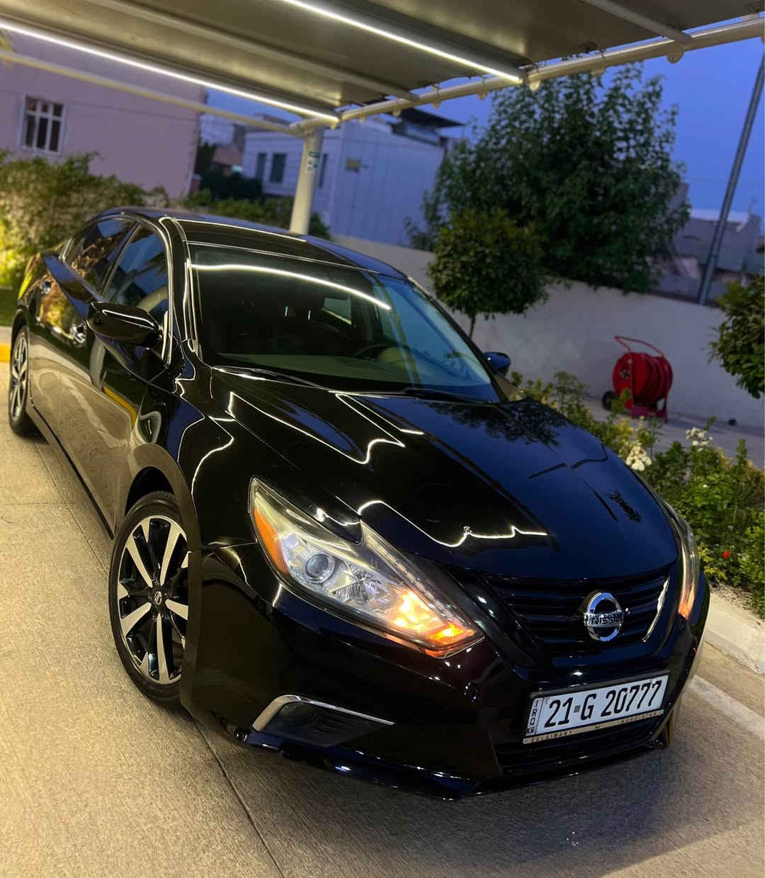 Nissan Altima 2018 SR
بەسمە،شغال،باڵی سندوق،شەفتی سوکان،حاسە،کامێرا،شاشە….
سەیارەکە تەنها ١ پارچەی بۆیاخە 
ئێرباگ تەنها سوکان سیستەمە
سەیارەکە تەنها ٧١ هەزار ڕۆشتوە هەمو گیانی بە شەرت
تەحویل و غرامە بە شەرت
شوێن:سلێمانی
نرخ:118$💵
ژت: :***********—-*********** السليمانية, العراق
