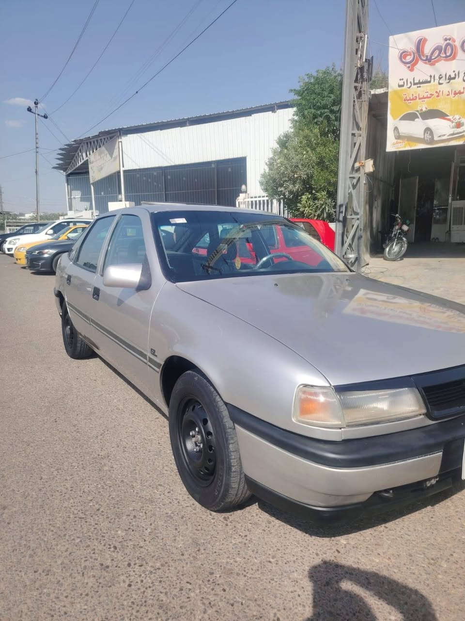اوبل فكترا موديل 1991حجم 20 كير عادي سقف سلايت قفل مركزي جامات كهربائي بريك ABS باور استيرن لون شمپاني سنويا مشروع وطني لغايه 2027 كوبون بانزين موجود شرط تحويل كير محرك صدر كهربائيات كله بل شرط سياره صبغ للجماليه بدون ضربه هلال واحد معمر سياره جاهز من كل شي سعر 36 شراي خابر على رقم ***********. كركوك, العراق
