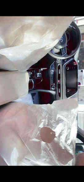 سلام عليكم
سوناتا 2022 للبيع وارد امريكي
نص مواصفات
داخل ابيض

تحكمات كهرباء

عداد دجتال

رادار امامي و خلفي

حساسات

بدون صبغ و بدون قطعه تبديل

العداد : 60 الف

الحادث موضح بالصور
الموقع : بغداد \ البياع \ تقاطع الدرويش

للاستفسار : ***********
