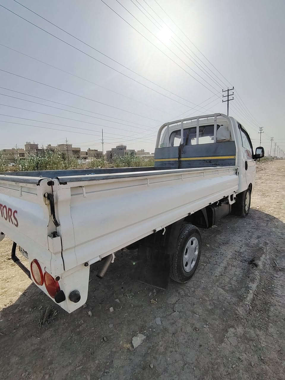 السلام عليكم كيا بنجو موديل 2018 مقفوله من الصبغ والتبديل السياره جاهزه وخير  خير من الله جير مكينه حداديه تخم تاير تبريد ثلج كله جديد رقم بغداد سنويه لل 27 تحويل ثاني يوم مكاني بغداد علوه الرشيد السعر 122        ***********
