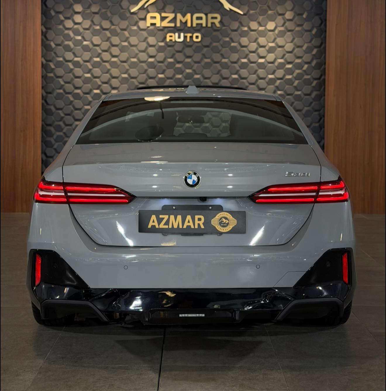 BMW 530i M PRO (xDrive)🇩🇪🇩🇪
موديل 2024
ماشية ٨ الف📦📦
السياره فول الفول موصفات 🔥🔥
بانوراما وكشنات مساج وناضور وكامرات 360 درجة وبردات وكامرا داخلية وشباك لد ورادارات وحساسات وتحديد مسار وكشنات تدفئه وتبريد وداتا شو و بصمات وداخل مشمشي بلادي وصندوك كهرباء وسماعات هارمان كاردون و لايتات ليزر وبعد كلش هواية مواصفات

السيارة وارد امريكي بيها باب صبغ بدون دواخل

السعر :465 $ ورقه
للاستفسار: ***********
العنوان : السليمانية المعارض الجديده شركه ازمر اوتو معرض رقم ٣٤
