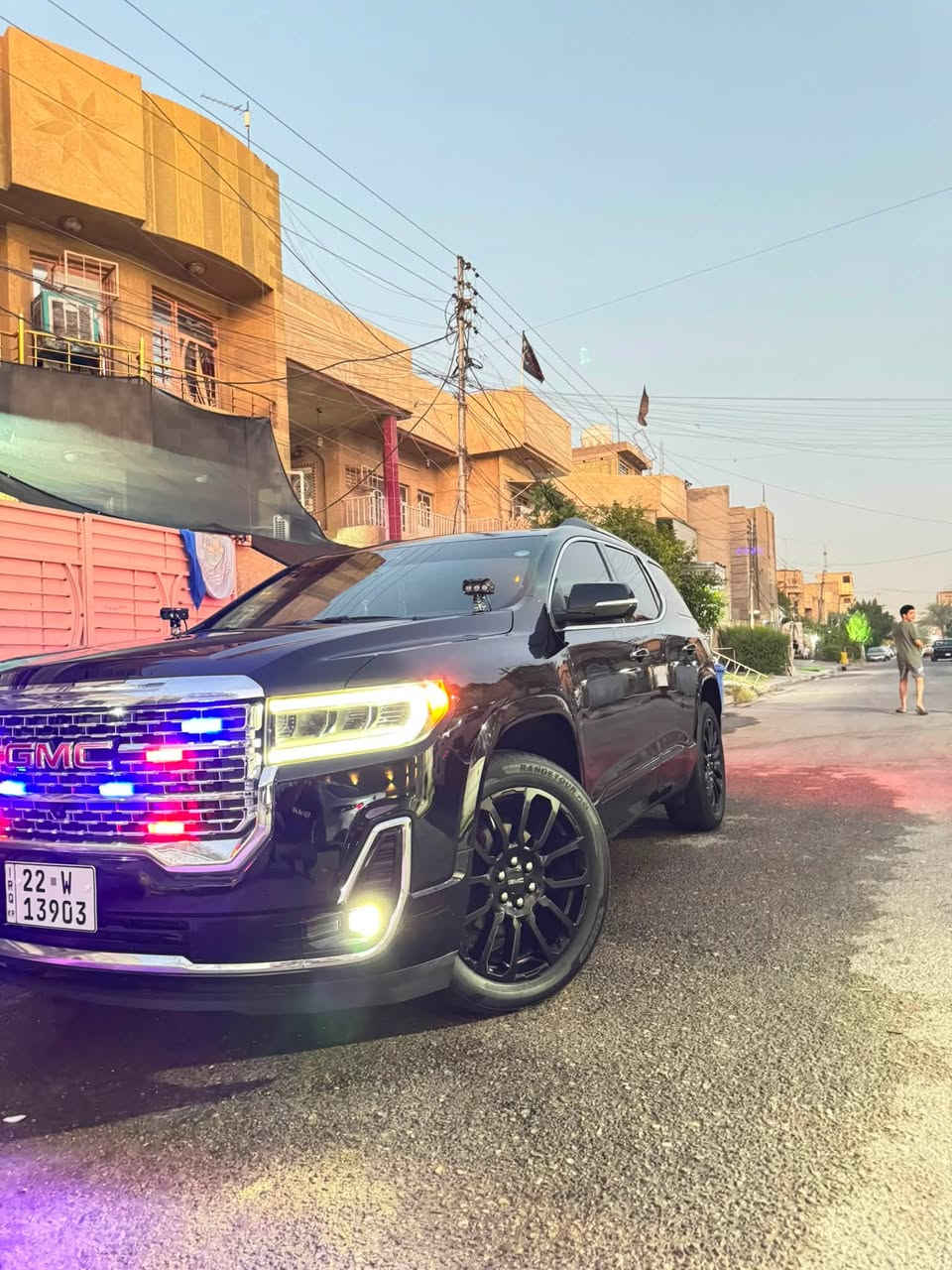 السلام عليكم 
جمسي اكادي دينالي GMC✅
للبيع فقط   مديل 2023
السيارة كفالة عامة ✅
فقط دعامية صبغ 
السيارة فولل مواصفات 
محركة 6 سلندر  3600 المرغوب ✅
بصمة ✅
فتحتين ✅
كشنات جلد تدفئة تبريد ✅
كامرات عدد5  360ْ درجة ✅
7 راكب كشنات سياحية ✅
رادارات جانبية وخلفية وامامية ✅
السيارة مغلفة ppf كاملة ب 20 ورقة ✅
++ تضليل السيارة كلهه وبيهه كتاب باقي 9 اشهر ويخلص✅
ويل 20 جديد ✅
السيارة ماشية 46 ميل حقيقي ✅
رقم اربيل بسمي تحويل ثاني يوم ✅
وموصفات الدينالي معروفة بعد 
مكان السيارة بغداد الكاظمية جكوك 
رقم الهاتف *********** واتساب متوفر
