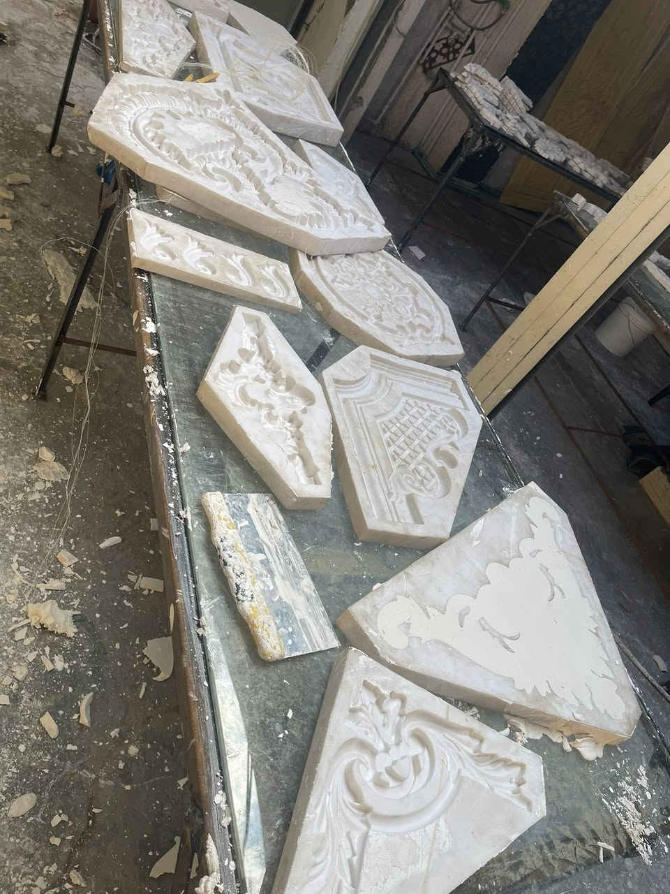 بسم الله الرحمن الرحيم تم فتتاح معمل برهان الديكور فلوجه شارع العام مجاور مطعم عافيه ***********
