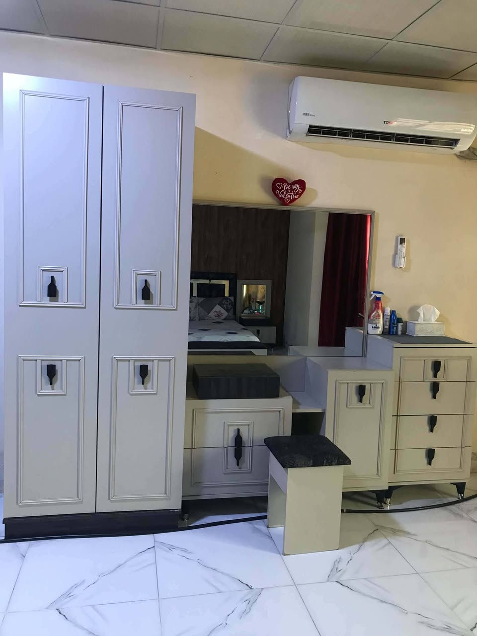 غرفه تركيه ثقيله مابيهه اي ضرر عشر قطع السعر مليون وبيهه مجال بسيط العنوان بغداد سريع الدوره قرب علوه الرشيد


**إذا كنت صاحب هذا الإعلان وتريد حذفه لأي سبب، رجاءا أرسل رسالة إلى الدعم الفني**