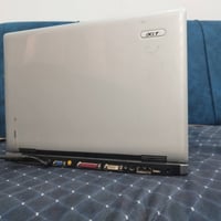 لابتوب • شاشة ماتشتغل