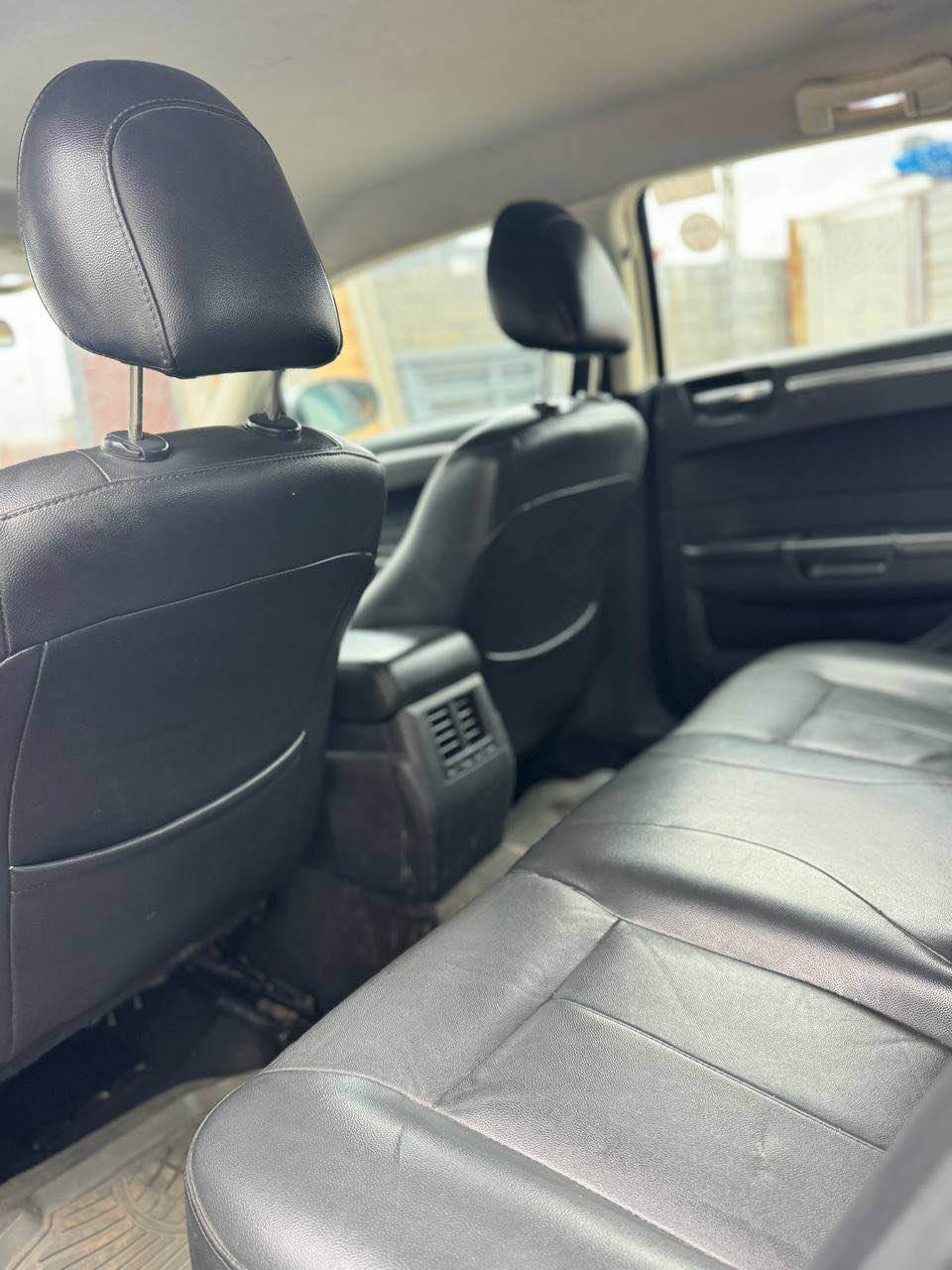 اوبما مديل 2010 كندي السياره كفاله ما عدى ملاحظات بسيطه كير مكينه تخم تاير حداديه كلهه كفاله لايت زنون رقم بصره تحويل ثاني يوم السياره ترايهه شرط زيرو رقم بصره مشروع وطني تحويل ثاني يوم والسعر كلش حلو وبلاش 118 وبيهه مجال بسيط حك الجيه *********** المدينة, البصرة
