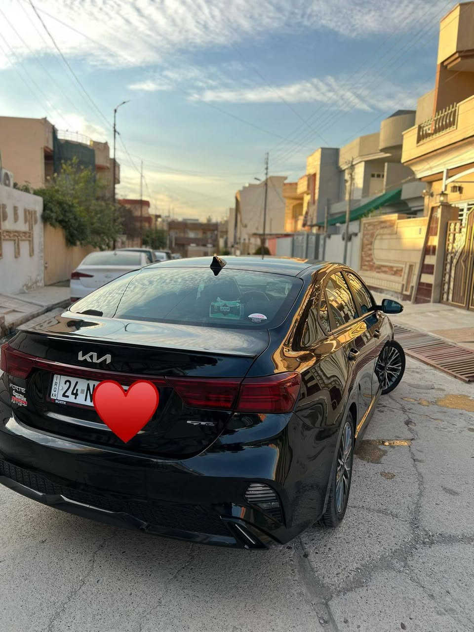 سلام عليكم
🔥للبيع كيا فورتي GT-Line موديل 2023 🖤

🔥مكينة 20  كفالة كير و مكينة 
🔥ماشية 48 الف
المواصفات :
 🔥بصمات دخول و تشغيل / تشغيل عن بعد
🔥كشنات مختمة جي تي 
 🔥رادارات من كل الجهات / مانع اصطدام
🔥كروز كنترول تفاعلي / نظام محافظة على المسار
🔥شاشة جبيرة / كاميرا و حساسات خلفية
🔥 كار بلي و اندرويد اوتو 
 🔥لايت امامي ليد و بك لايت ليد / دبل اكزوز
🔥بعد هواي مواصفات معروف ال GT
السيارة جاهزة من كلشي صدر و حدادية و تايرات و حجر بيئة و كير و مكينة 
حادثها باب وجاملغ 
مكاني موصل للتواصل ***********
