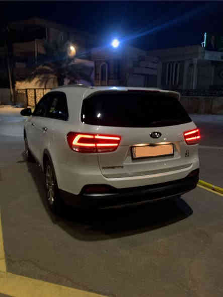 السيارة كفالة من الصبغ والضربة بيها ملاحظات صغيرة 

 المواصفات والتفاصيل : 
موديل: 2015 الشكل الحديث
وارد: خليجي 
فئة: برستيج (Full Option)
محرك 2.4 – 4 سلندر اقتصادي
دفع رباعي (AWD) قابل للفصل
فتحة سقف بانوراما كاملة
مقاعد جلد طبيعي
تبريد وتسخين مقاعد أمامي وخلفية
تحكم كهربائي بالمقاعد
تشغيل بصمة + دخول ذكي بدون مفتاح
حساسات أمامية وخلفية
تحكمات ستيرن 
نظام بلوتوث + AUX + USB
تحكم بالتكييف منفصل أمامي وخلفي (Dual Zone + Rear AC)
نظام تثبيت السرعة (Cruise Control)
مري شفط
إنارة أمامية وخلفية LED
٣ قطع تبريد 
 السيارة رقم شمالي 
193

تجي تگلب وتاخذها لأي سونار الي يعجبك واني خادم ...
مكانها بغداد 
للتواصل 
0785 991 7831
