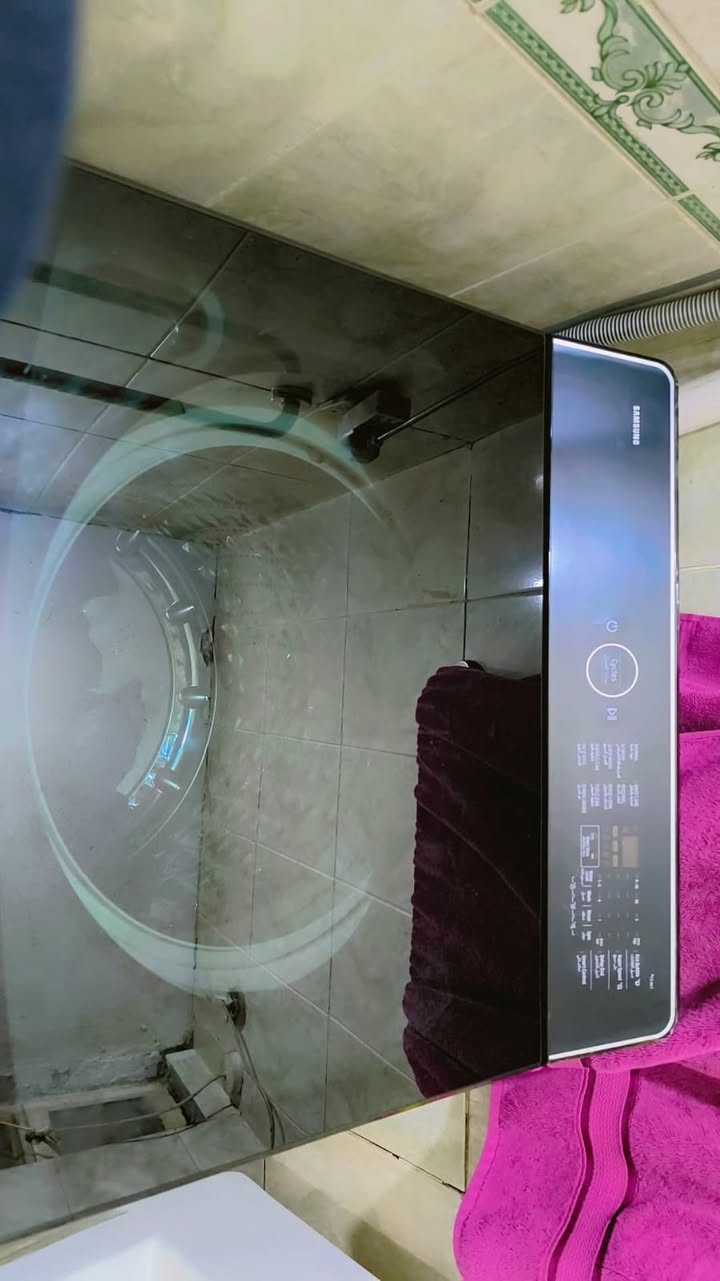 غسالة سامسونج فول اوتوماتيك 17 كيلوا
جديدة جدا تم شراؤها قبل 10 أيام
ضمان سنة على الغسالة 
وعشرين سنة على الماطور
السعر 500 الف دينار
المكان بغداد - الاعظمية - شارع عشرين 
قرب عمارة التفاح الاخضر 
لمزيد من التفاصيل يرجى التواصل على رقمي الواتس اب 
***********
