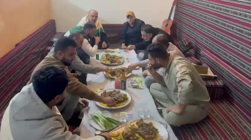 اليوم بضيافتنه كادر @مجمع الملكه شرفتونا ونورتونا شباب واحلا ابو صمد الطيب 💜
عنواننا هيت الكورنيش قرب مقهئ النجوم وقرب مناره الفاروق
يمكنكم زيارتنا او الاتصال بالرقم التالي
***********
