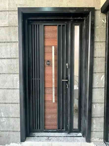 حدادة العطاء لتصنيع الابواب والشبابيك والمحجرات والسقائف وبإنسب الاسعار نعمل في جميع اقضية ونواحي المحافظة
*********** او مراسلتنا على الخاص
