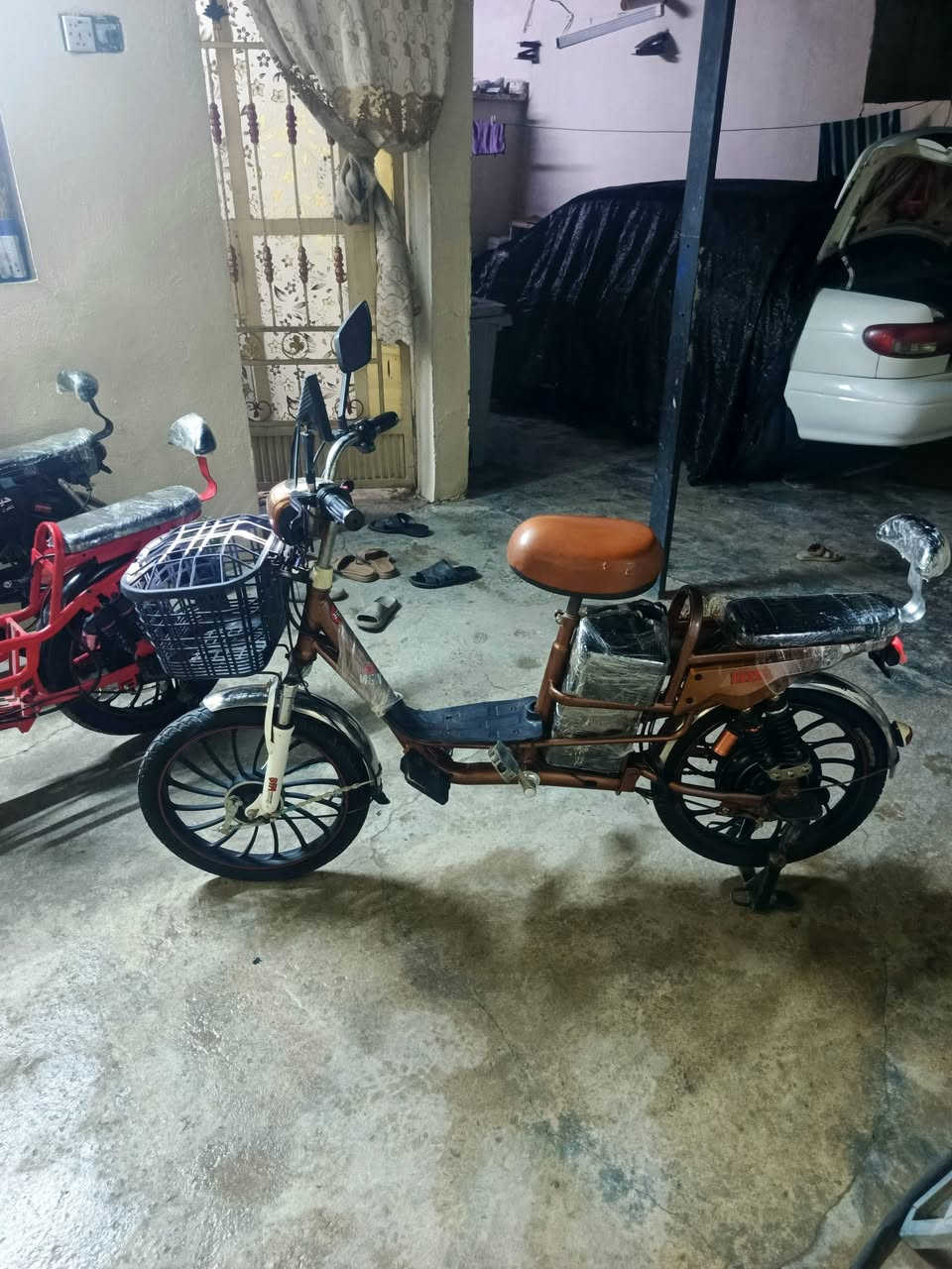 سلام عليكم دراجه ام الجمجمه  للبيع سعرها 200دراجه نضيفه
كلها شغاله   مكاني ديالئ بعقوبه تحرير الستفسار  اتصال برقم ***********
