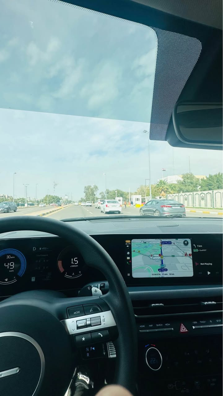 سوناتا 2024 امريكي
فئة SEL 
ماشية 19 الف كم 
لون اسود 
شكل جديد
فول ماعدا فتحه
اوتو هولد 
مثبت سرعه
رادار 
نقاط عمياء 
شاشة متصل كير علاك
السياره كلين بيها بارد بالباب الي خلف الصدر
والجاملغ ولسه مامرجعه BDR 
السياره كله محسن 
دهن موتول ماناقصها شي 🩵
واتساب + اتصال موجود 
سلامتكم
*********** كربلاء, العراق
