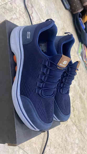 السلام عليكم 
حذاء سكيچرز طبي مريحه
جديده غير مستخدمه 
قياس 43
سعرها 25 ألف 
عنواني بغداد بلديات 
متوفر توصيل بغداد و محافضات 
رقمي *********** بغداد
