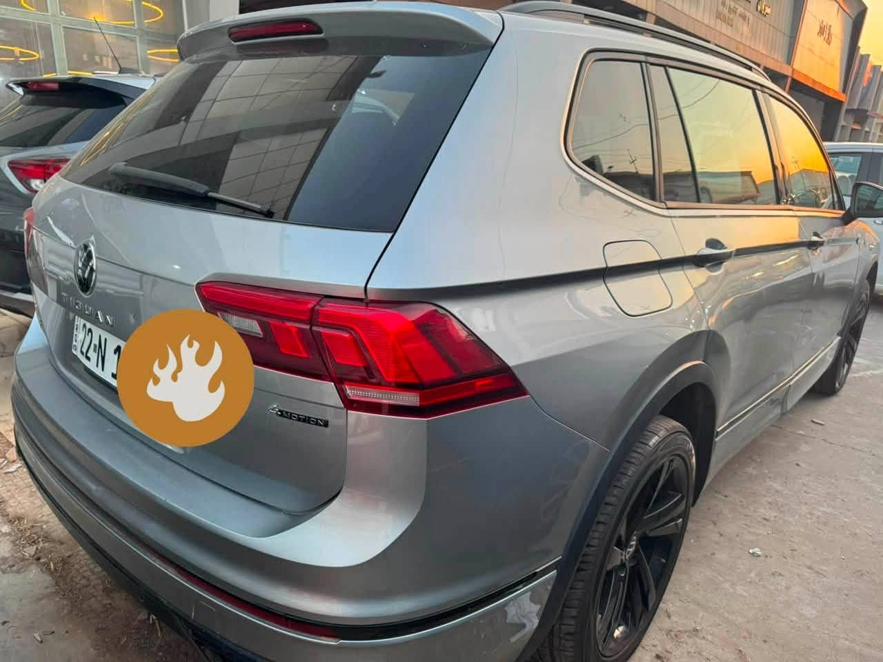 🚗 للبيع | Volkswagen Tiguan SE R-Line 2023 🚗
✨ فولكس فاجن تيكواين SE R-Line
📅 موديل: 2023
🌍 وارد أمريكي
📄 مرقم أربيل
🛣️ العداد     48 الف  كيلو 

مكان السيارة اربيل

⚙️ المواصفات:
🔹 محرك 2.0 لتر تيربو – 4 سلندر
🔹 دفع رباعي (4WD)
🔹 كير أوتوماتيك 8 سرعات
🔹 5 أنظمة قيادة
🔹 سقف بانوراما
🔹 كيج ديجيتال
🔹 تشغيل عن بعد + تشغيل بصمة
🔹 أوتو ستوب
🔹 سايد بريك إلكتروني
🔹 تحديد مسار
🔹 مثبت سرعة راداري
🔹 رادارات أمامية وخلفية وجانبية
🔹 نظام النقطة العمياء
🔹 كاميرا خلفية
🔹 لايتات LED أمامية وخلفية
🔹 داخلية جلد بيج
🔹 كراسي كهربائية مع تدفئة
🔹 تدفئة مقود
🔹 شاشة وسطية كبيرة
🔹 تحكم كامل بالمقود
🔹 تبريد لمس (بيانو)

🛠️ ملاحظة:
بابين جانبية جهة اليمين مصلحات نفس البوب والسونار مرفق بالصور وصور الحادث 

💰 السعر: 20,500 دولار

📞 للاستفسار يرجى التواصل على الخاص أو الاتصال.
***********
