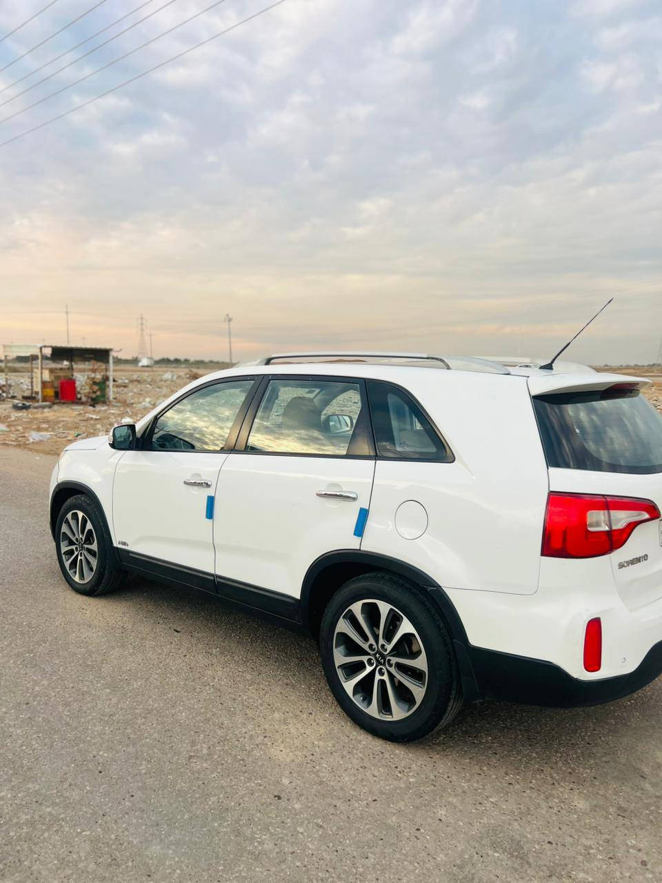 ياالله البيع كيه سورنتو موديل 2014 كويتي فول واحد على واحد رقم بغداد
1بنو رامه قطعتين 
2ويل كروم 
3شاير بلمري +شفط
4بصمه تشغيل + بصمت ابواب
5مكينه 6سلندر 3500 المرغوب
6جنطه كهرباء 
7تبريد 3قطع
7راكب 
8كشنات كهرباء +تبريد تفه
9لد دخلي 
10ويل كروم 
11تحكم ستيرن جهتين 
12شاشه كامره +حساس امامي خلفي
13اشارت ترحيب 
14مشي سياره 200 حقيقي بطعم زيرو 
15كشنات جلد 
سياره مكفوله ماعده شخطه بسيطه بل بيبان فقط 
السعر 175 النتصال فقط ***********
