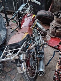 دراجه 5 كير موديل 21 دراجه نضيفه 375 وبيهة مجال قليل منطقه الحريه اتصا...