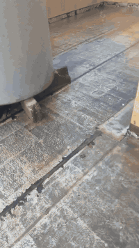 يوجد كادر ترميم وصيانة البيوت تفليش تاسيس ماء ومجاري فتح المجاري تحويل الشرقي الى  غربي ربط المغاسل بأنواعها ربط الكيزر الغاز والكهرباء لباد فلانكوت صب صبغ سيراميك مرمر لبخ حداده عمل السقوف الثانوي والمغربي وعمل المناقب المنزليه وصيانه الكهرباء وكل مايخص الصيانه المنزليه للاستفسار الاتصال على الرقم يوجد وتساب ***********
