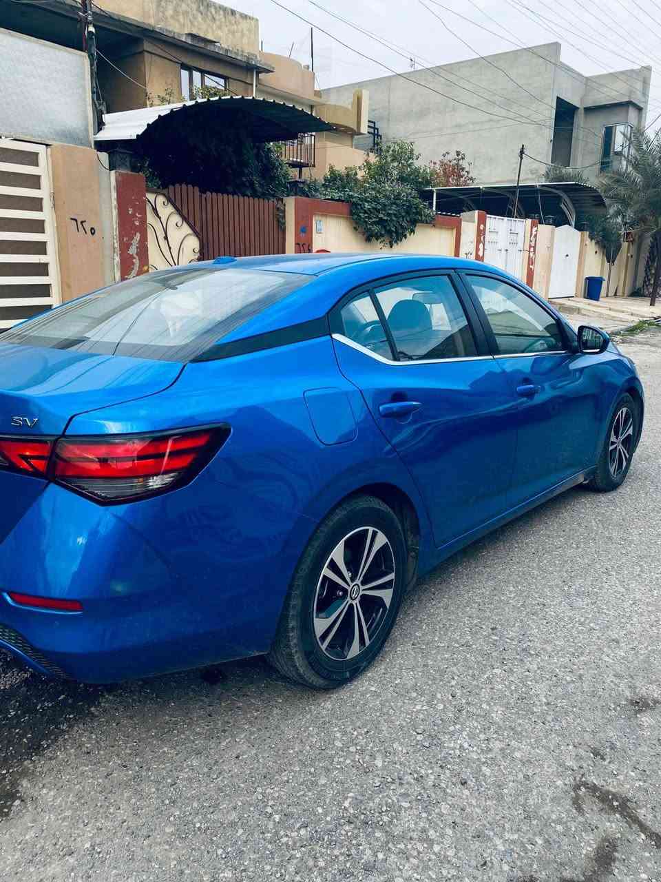 السلام عليكم
نيسان سنترا 2023.للبيع فقط 
السيارة فئة SV السيار فوول ماعدا فتحة السقف
ضرر السيارة قطعتين 
مكان السيارة موصل 
للاستفسار 
***********
***********
