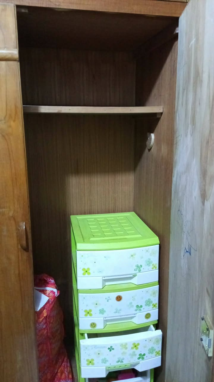 مكلف بلنشر غرفه تسكام نجاره تكمه بورمي ثكيله 800وبيه مجال مكانه بغداد الصليخ للاستفسار الاتصال على الرقم ***********
