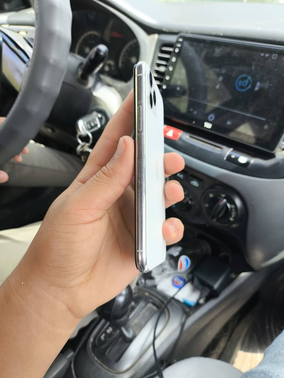📱 iPhone 11 Pro
💾 ذاكرة 64GB 🔋 بطارية 76% (بلادي)

✅ مواصفات الجهاز: • تك سيم شغال طبيعي • الكامرات شغالة وتصويرها حيل حلو • شاشة ثلث خيارات (مستبدلة) • الصوت شغال وواضح • الهزازات شغالة طبيعي • الشبكات + الواي فاي شغالات طبيعي • Face ID يحتاج برمجة

💰 السعر: 175 ألف دينار فقط

📍 الموقع: الموصل - الأيسر

📞 التواصل: *********** أو مراسلة خاص

❌ ماكو توصيل للمحافظات
