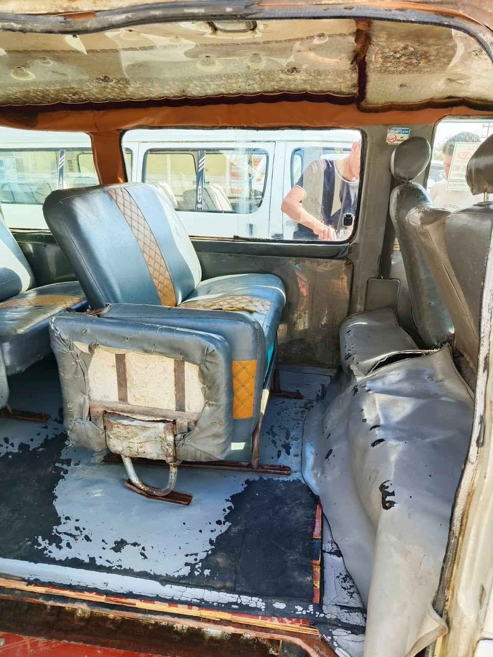 للبيع كيا بستا موديل 95 صبغ عام
السيارة جاهزة كهربائيات كاملة تايرات نضيفه باتري جديد سنويه شهر ل 6 تنتهي تحويل ثاني يوم رقم ديالى 
كير ومكينة واكسل كلة شرط 
السعر 35  وبيهه مجال 
مكاني ديالى ناحية العظيم قرية الصفرة 
***********
شراي خاص او اتصل
