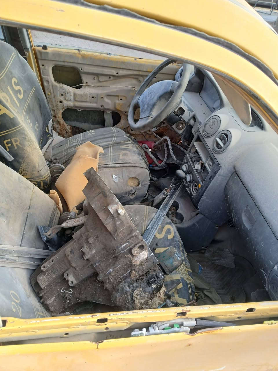 سايبه تفصيخ كير محرك تمام السعر 4ورقات قفل قفل مكانها بغداد التاجيات
***********
