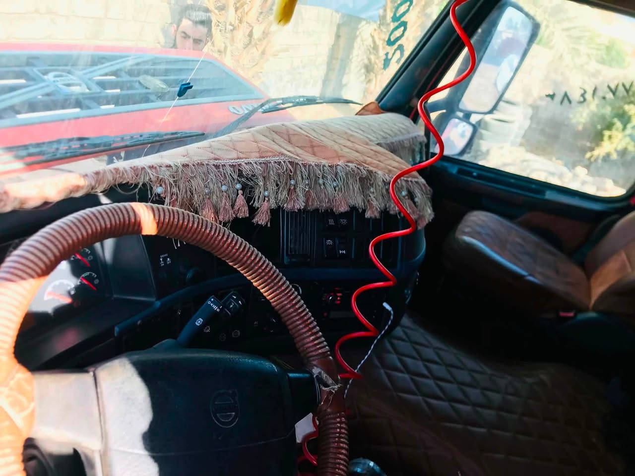 فالفو للبيع موديل 2006 حجم 400 گير اوتماتيك رقم سليمانيه. جديد. سكس ويل سنويه لل 2028 تنتهي. طخم تاير  حصة كاز. سياره جاهزه للشغل 
*********** 
***********
