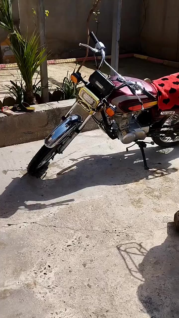 تايكر للبيع النضافه كدام العين محرك شرط ما مفتوح موديل 2019 السعر 500 او بي مجال حك جيتك ***********
