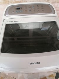 غساله ١٥ كيلو سامسونك شغاله نضافه ٩٨٪؜ للبيع السعر ٣٥٠ الف ٠٧٧٣٨٨٨٨٨٣٠