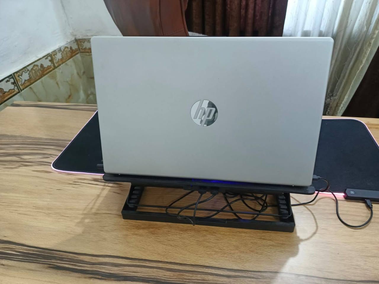 لابتوب hp فول مواصفات نظافة 100٪
وهاي الموصفات ظاهرة كدامكم بالصور 
ملاحظة: يأتي مع كامل ملحقاتة 
(جنطة، ستاند، كيبورد، ماوس، حافظة) 

السعر: مليون وخمسين وبيه مجال

لباقي المعلومات والتواصل على الرقم التالي 

***********
