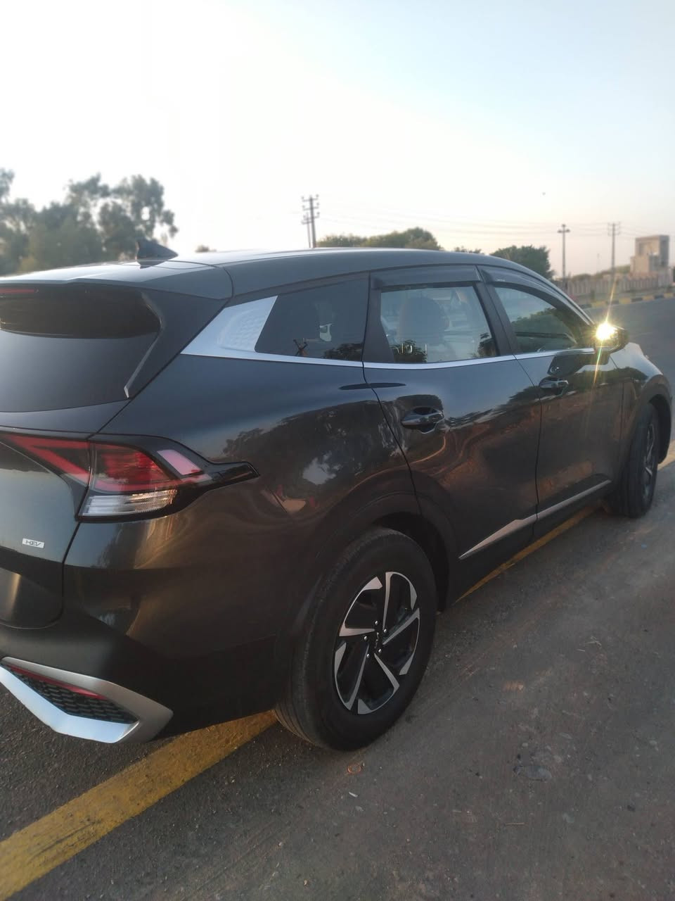 سبورتج24 هايبرد ماشيه ١٢٠٠٠ حادثه جاملق وباب السايق نفس الون سعر ١٧٥$ بغداد ***********
