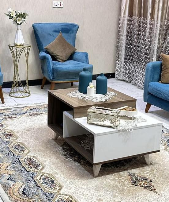 للبيع في بغداد
ميز بلازما عرض 180  وطبله وسطيه سيت واحد 
للتواصل خاص او *********** واتساب او اتصال
