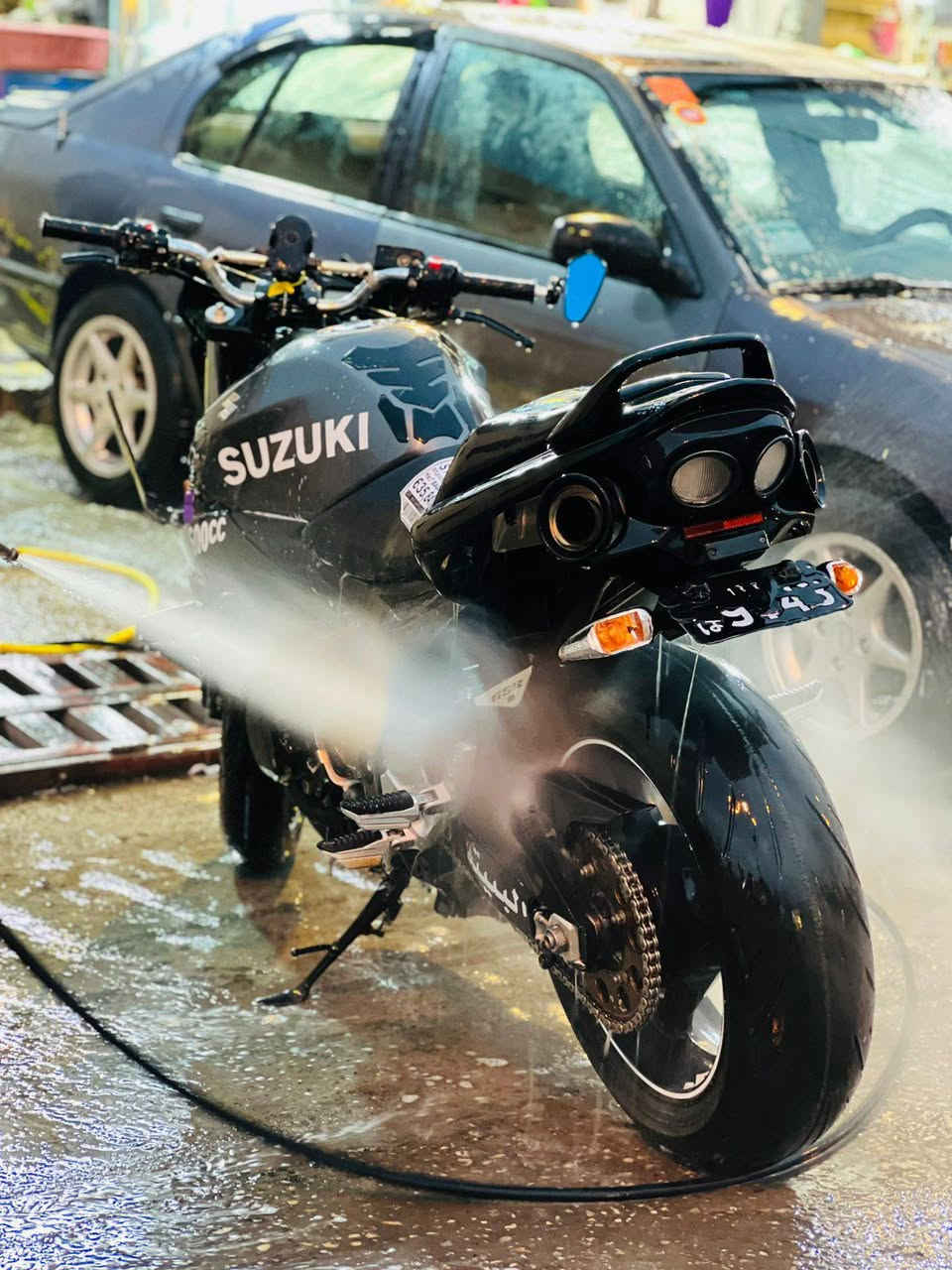 ماطور سازوكيGXRمحرك600CCموديل2016تانكي نظيف وتيرات جديده ماطور وكاله عامة بدون اوراق وعليه تزويدات ماي زيتي دهن موتل بعدو جديد موقع موصل معارضه حسب القناعه ***********
