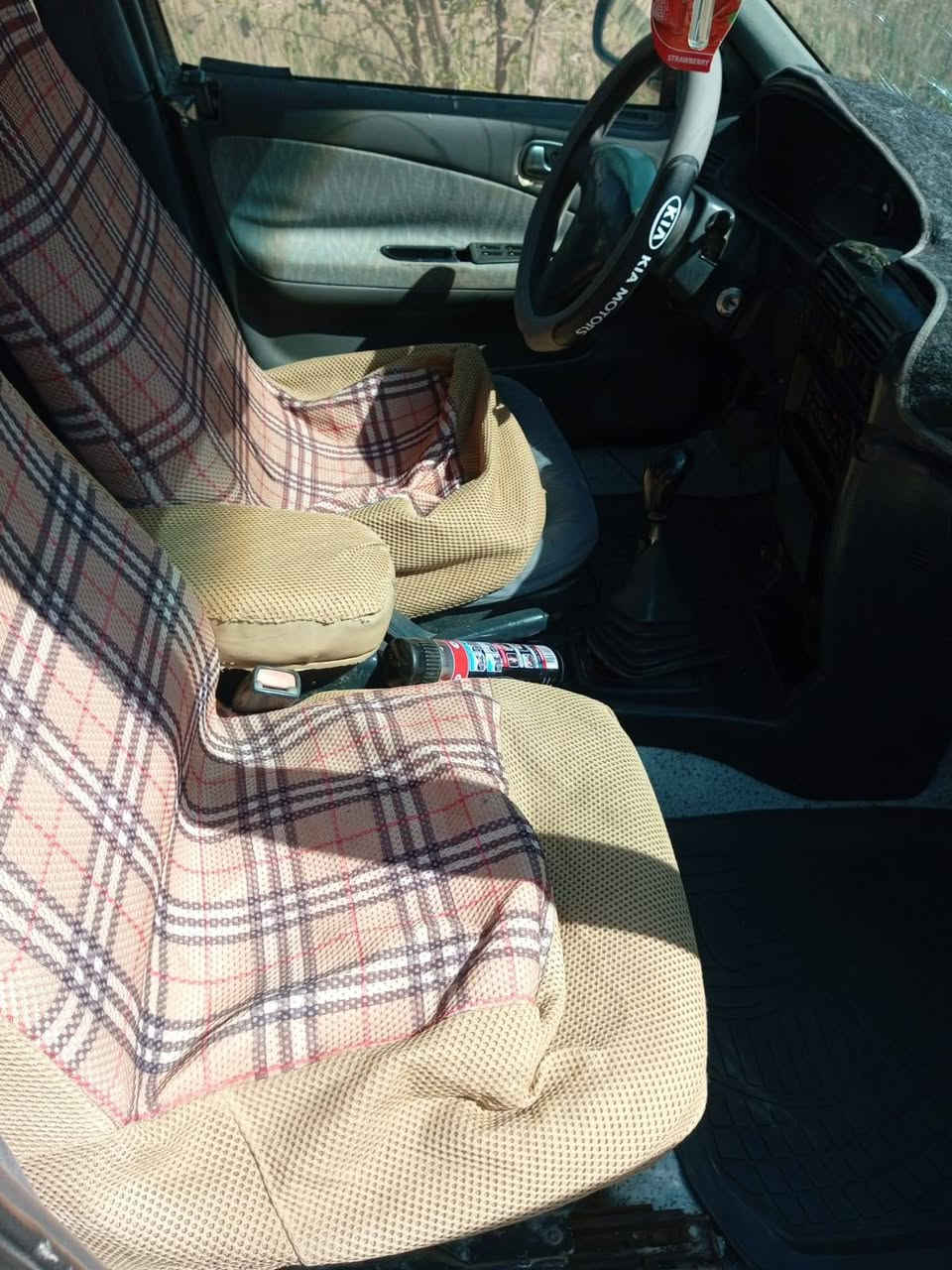 السلام عليكم ورحمه الله وبركاته سياره نوع كيا سيفيا موديل 92 طرف ثالث شرط الوكاله فقط كير محرك شرط محرك مفتوح مصبوغه للجماليه فقط الون اخضر فاتح صدر جيد خياس مابيه رقم ديالى السعر 22 وبيه مجال قليل  مكان السياره ديالى بعقوبة الخالص ناحية السلام دلي عباس رقم صاحب المنشور ***********
