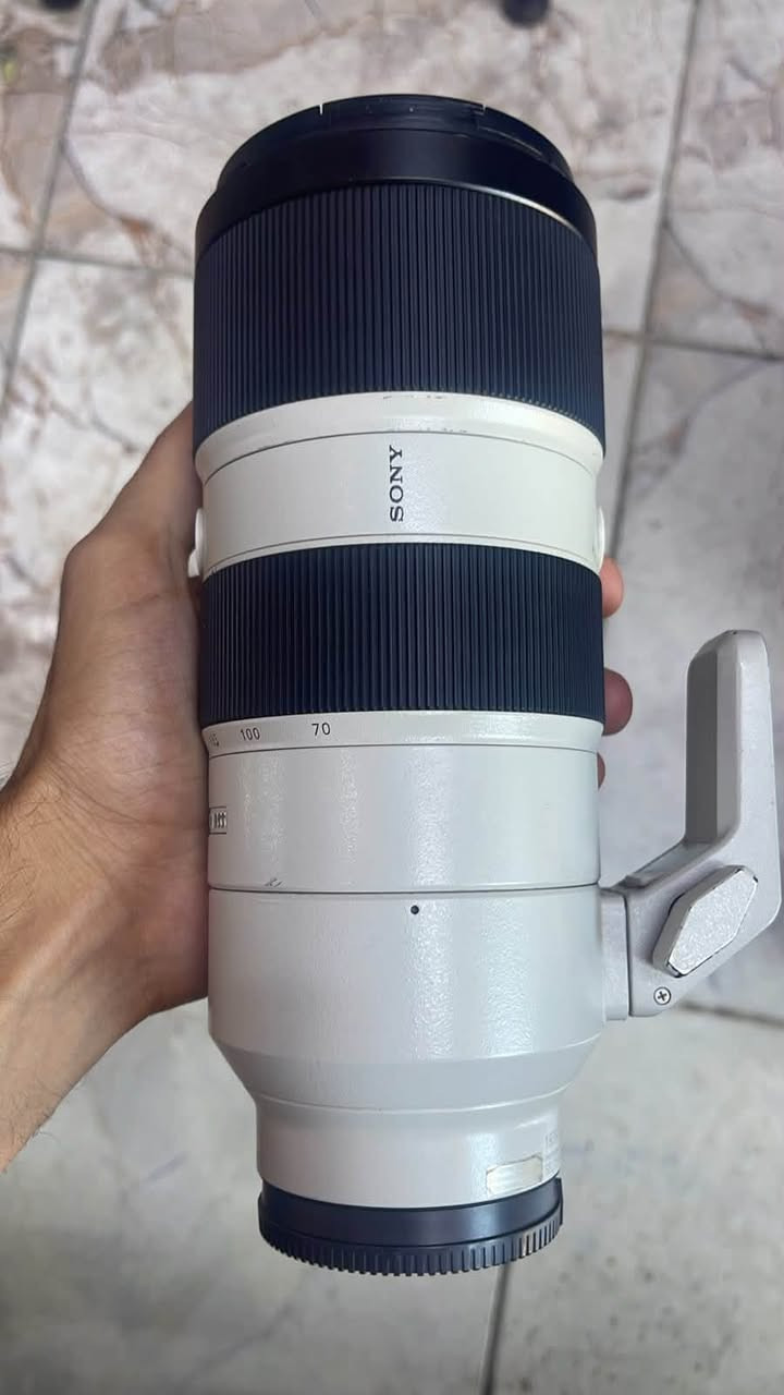 للبيع  70-200 
جي ماستر اصدار الاول 
نضافه 98‎%‎

بدون محلقات فقط لي موضح بل صور 

مكاني بغداد البنوك 
لايوجد توصيل

***********
