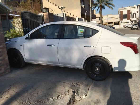 سلام عليكم 
نيسان سني هندي زيرو ماشيه فقط 700 
ضمان شركة السور 
كامله مكمله من كل شي 
و المواصفات معروفه
السعر 141
رقم بغداد تحويل ثاني يوم 
***********
بغداد شارع فلسطين تقاطع الصخرة
