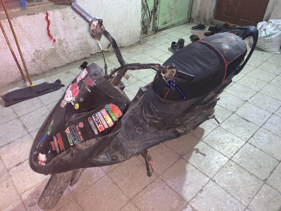 للبيع بوشه55 الدراجه تخبل وما ناقصها شي الدراجه محربه بس الكفرات الصفح موجودات رايدها ب٤٠٠ وبيها مجال قليل مكاني بصره 5ميل رقمي *********** المو شراي لا يكسر بسعر
