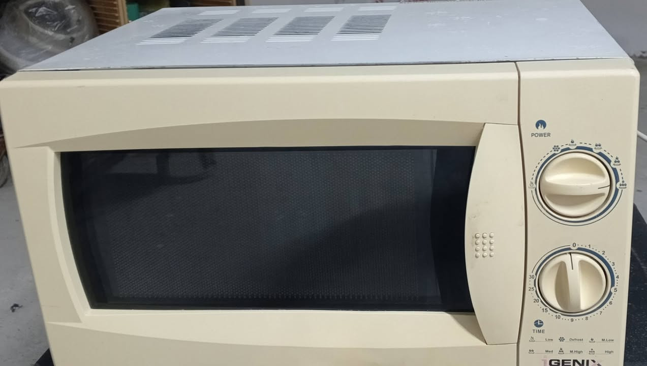 للبيع سماور جديد غير مستعمل سعر 25 الف عنوان سيميل يوجد توصيل


**إذا كنت صاحب هذا الإعلان وتريد حذفه لأي سبب، رجاءا أرسل رسالة إلى الدعم الفني**