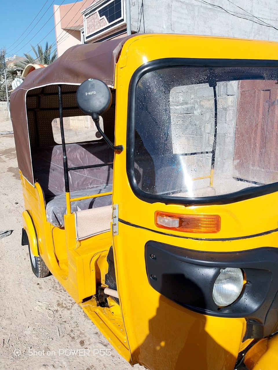 السلام عليكم تيك توك للبيع بلاديه موديل 19 شهر 12 رقم بغداد السعر ٦٥٠٠ وبيها مجال ***********
