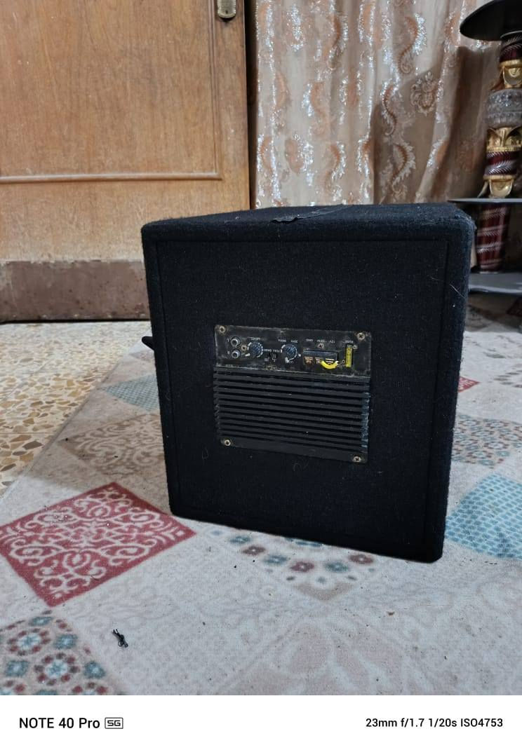 اسلام عليكم دمام للبيع نضيف صوته حلو عل فحص حجم الجبير ب١٠٠ وبي مجال الاستفسار ***********
