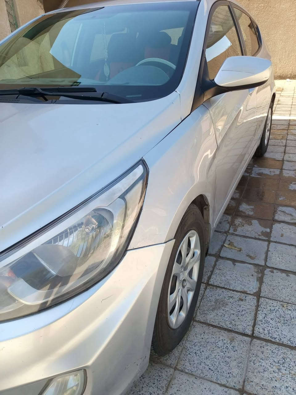 سلام عليكم 
من رخصة الأدمن المحترم 
سياره اكسنت 2013 للبيع
او المراوس حسب القناعه 
سياره جاهزه من كلشي تحكمات ستيرن 
صدر امامي خلفي جديد كير ومكينه خير من الله
ضربتها بنيد وجاملغ الصوره مرفقه بالمنشور 
السعر 90 وبيها مجال للأستفسار *********** بي واتساب
