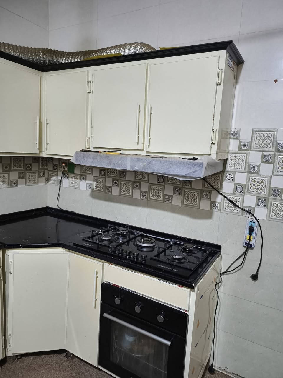 كاونتر قياس 200 ارضي 200معلق مع طباخ  والفرن  سعر 390الف


**إذا كنت صاحب هذا الإعلان وتريد حذفه لأي سبب، رجاءا أرسل رسالة إلى الدعم الفني**