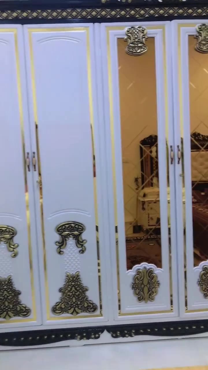 للي يدور الجودة والفخامة بنفس الوقت 🔥 غرفة أخشاب مصنوعة حتى تعيش وتبقى أنيقة سنين طويلة. ما صار هواي من اخذتها .بعدهي جديدة . والسعر مغري . تواصل وياي وبخدمتك


**إذا كنت صاحب هذا الإعلان وتريد حذفه لأي سبب، رجاءا أرسل رسالة إلى الدعم الفني**