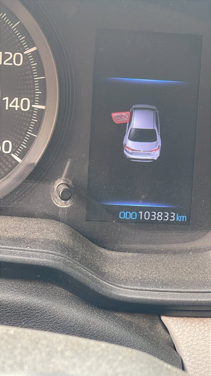 كورلا٢٠٢٠للبيع ***********
صور الحادث نفس الي بلسونر
