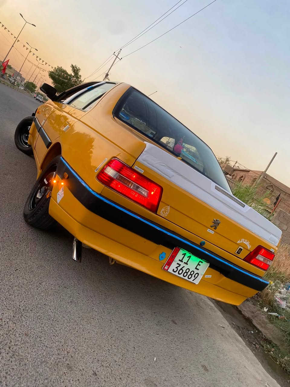 السلام عليكم بيجو لميس اكد٢٠١٦مكفوله كفاله عامه بس هلال واحد معمر باقي مكفول مكينه جديده تبريد جديد صدر خلفي امامي جدد تخم تاير ويل جدد كهربايات بلاديه سياره على وضع شركه داخله جديد كشره جديد اصفاح موس رقم بغداد تحويل انكليزي  سعر ٤٣ وبيه مجال ***********اتصل ودلل
