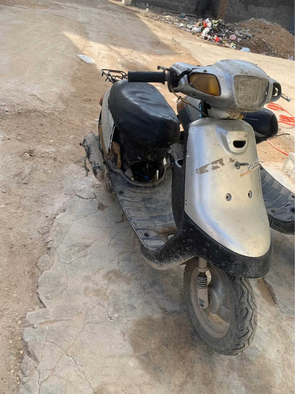 دراجه بطه مكينه مابيها اي شي شغاله شاصي نضيف ما ملحوم ولا طاك مابيها اي شي نقص ضفيرة و كفرات فقط ١٠٠ بيها مجال بسيط *********** عندك سعر ابالك راسلني خاص تريدها هيج تريد ارتبها الك ماكو مشكله بس شرط تجي تشتري كربلاء, العراق
