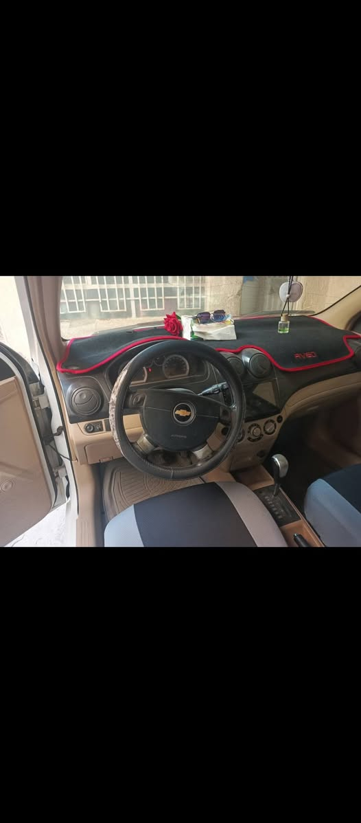 يا الله اللهم صل على محمد وال محمد متاح أفيو مديل 11رقم مثنى مشروع وطني مداور وين ميعجبك سنويه ماصاقطه 
مكينه مفتوح المرغوب گيرأوتو جام كهربائي 
بيها شبر صبغ فقط 
گيرمكينه حداديه تخم تاير باتري كهربائيات دوشمه الغرفه كلها جديده وماعايزه سياره نضيفه وحلوه مكانها نجف سعرها 80
الرقم:***********
