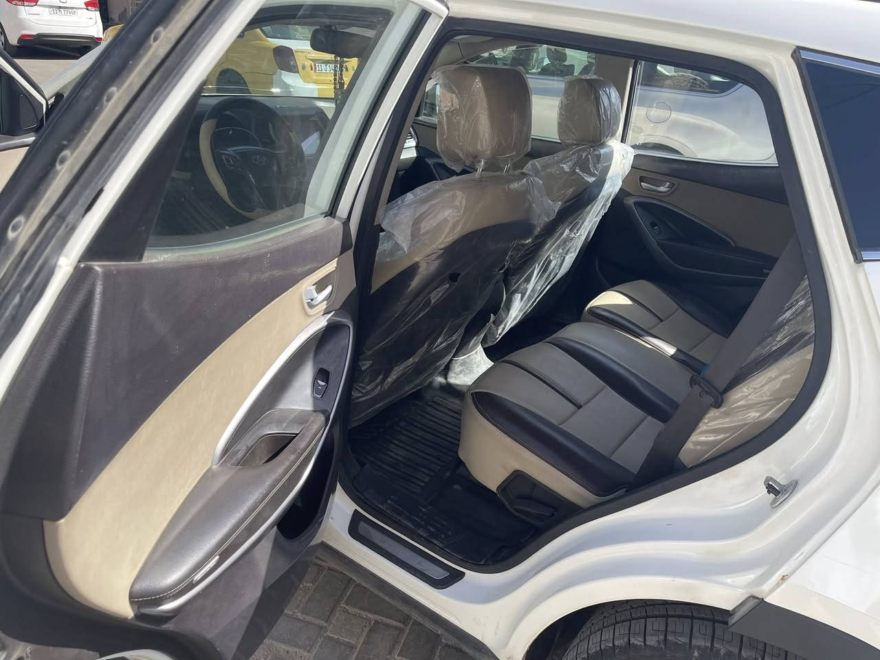 السلام عليكم سنتافيا 14 خليجي للبيع فقط فقط 7 راكب مكينة 6 سلندر المكينة والكير كفالة تخم تاير جديد دوشة وأرضية جديد سويج مو بصمة السعر 160 
مكانة السيارة بغداد العطيفية


**إذا كنت صاحب هذا الإعلان وتريد حذفه لأي سبب، رجاءا أرسل رسالة إلى الدعم الفني**