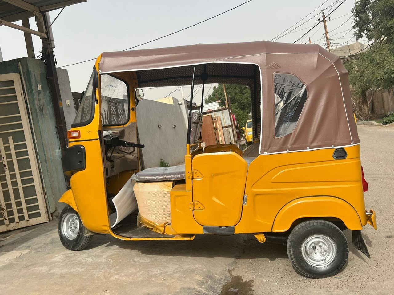 السلام عليكم تكتك مصبوغه حزام تكتك 2021 رقم وسنويه كامله مابيه كل نقص مكان بغداد جسر  ديالى رقمك ***********
